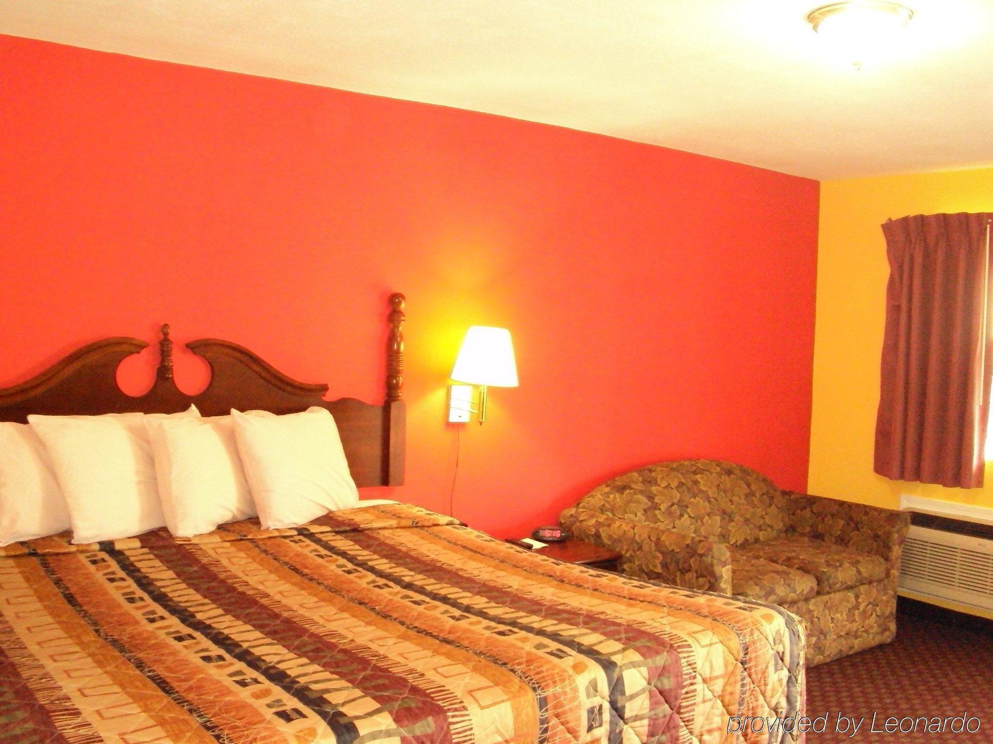 Sunrise Inn - Brownsville Room photo